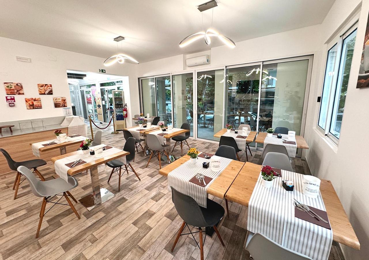 Chiama Hotel ริมินี ภายนอก รูปภาพ